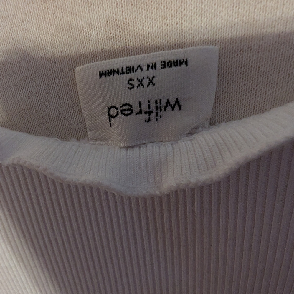 Wilfred Ivory Buttoned Ribbed Tank Top - Picture 3 of 3
